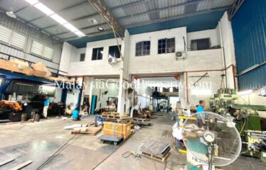 Mount Austin 1.5 Storey Factory For Sale