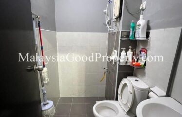 Taman Molek 1.5 Storey For Sale