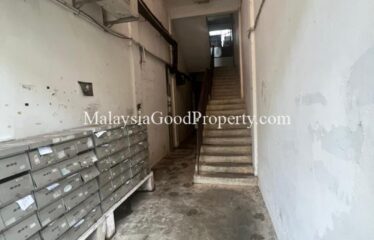 Mount Austin Shop apartment 168k for sale