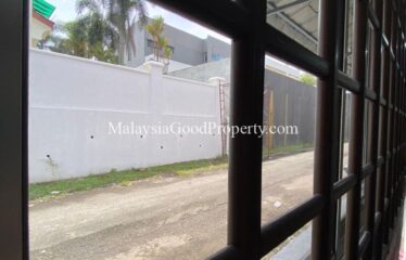 Taman Molek 2 Storey For Sale