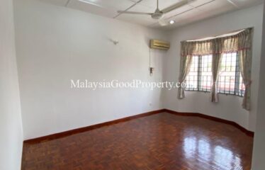 Taman Molek 2 Storey For Sale