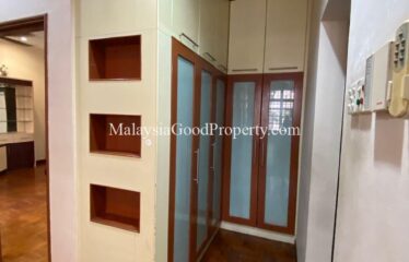 Taman Molek 2 Storey For Sale