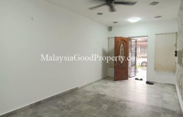 Taman Daya @ Jalan Rumbia House for sale