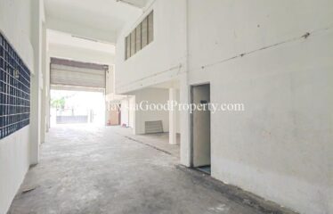 Jalan Tampoi Factory for rent