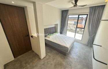 Taman Pelangi Room For Rent