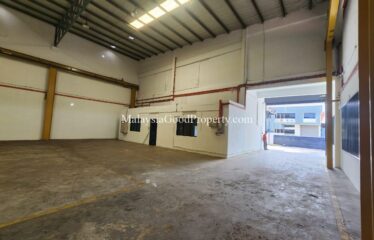 Desa Cemerlang Factory For Rent