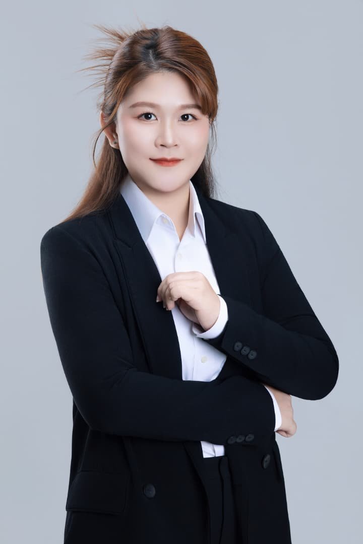 Bella Chong